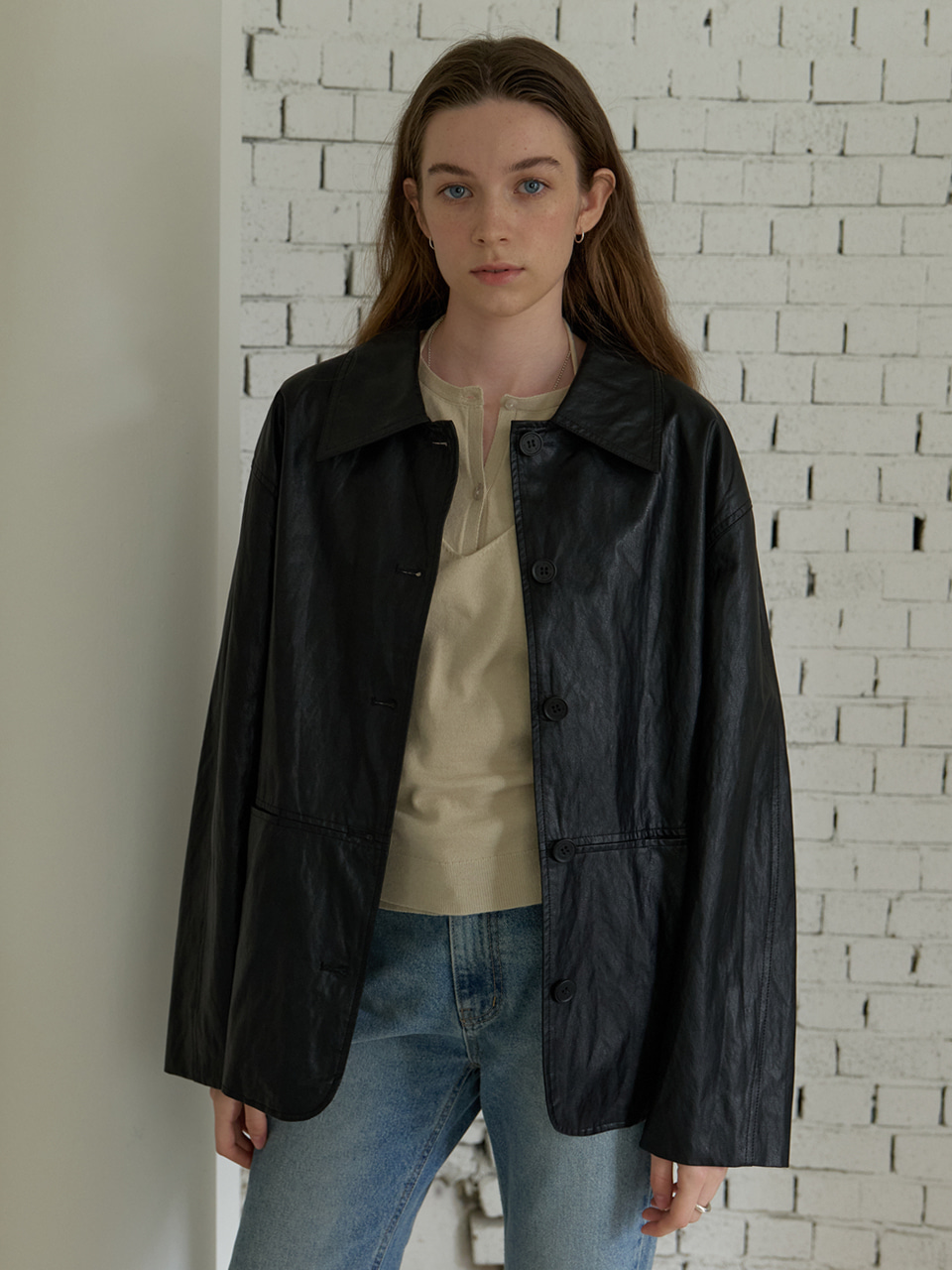 A FAUX LEATHER JACKET_BLACK