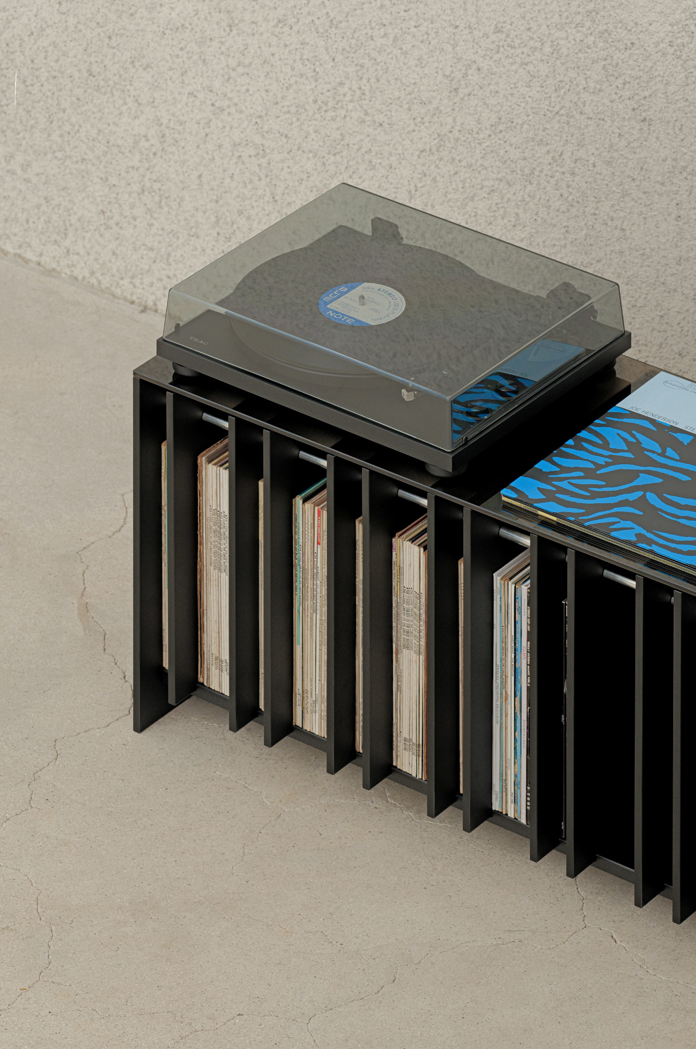 Fin Shelf | L