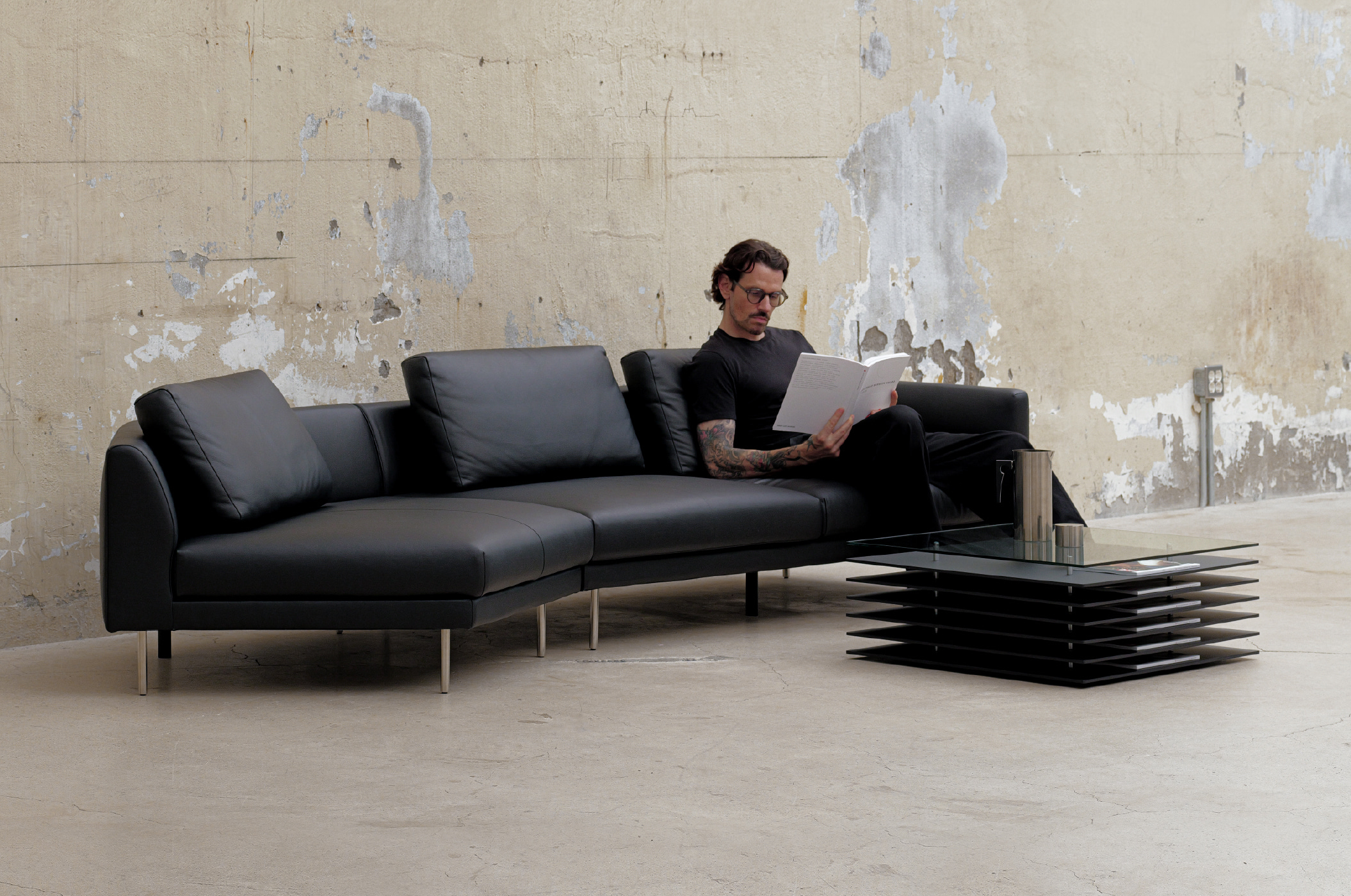 Linear Sofa | Leather