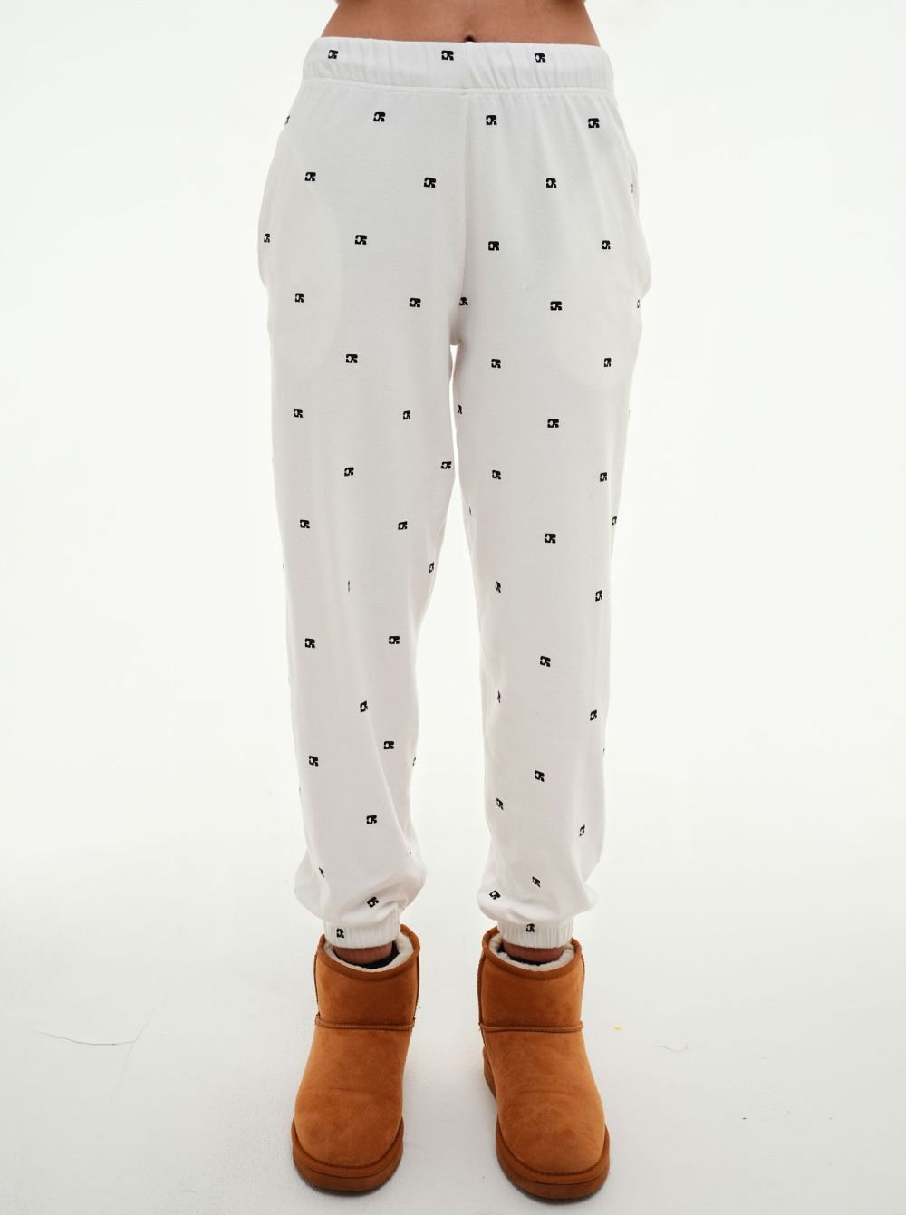 CENTAUR EMBLEM SPAN JOGGER PANTS_WHITE 사진 3/4