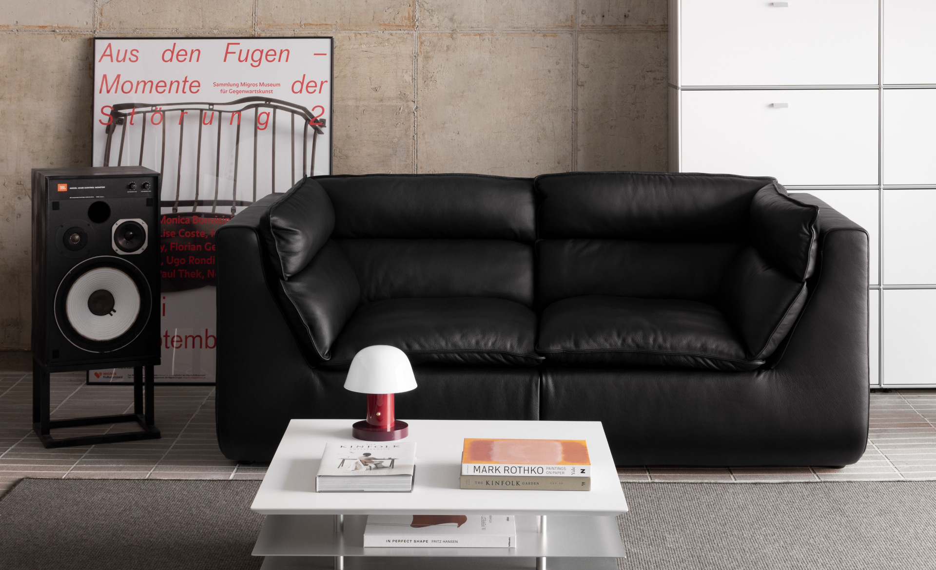 VEMBER SOFA (leather) 2