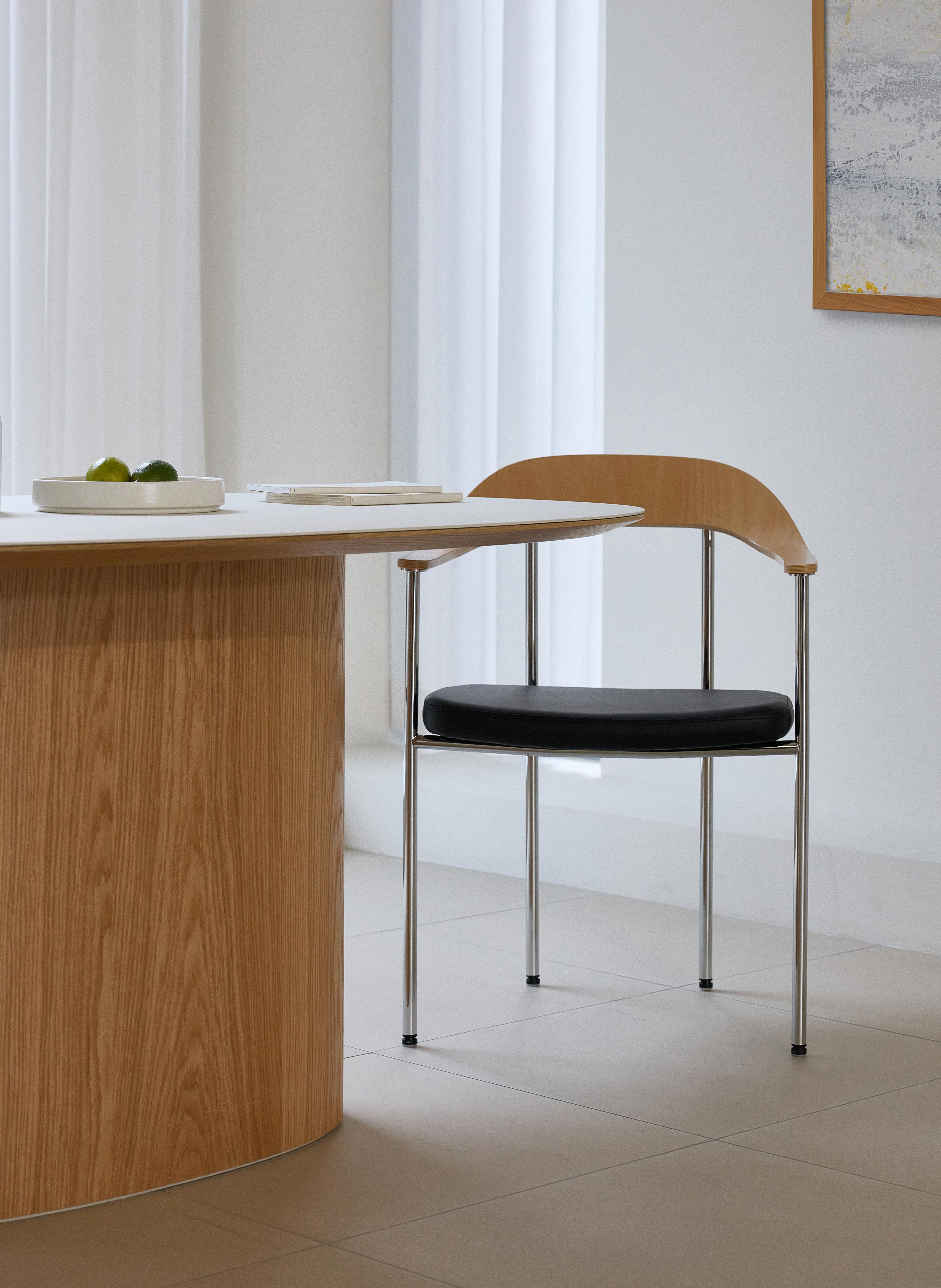 Note | Dining Chair
