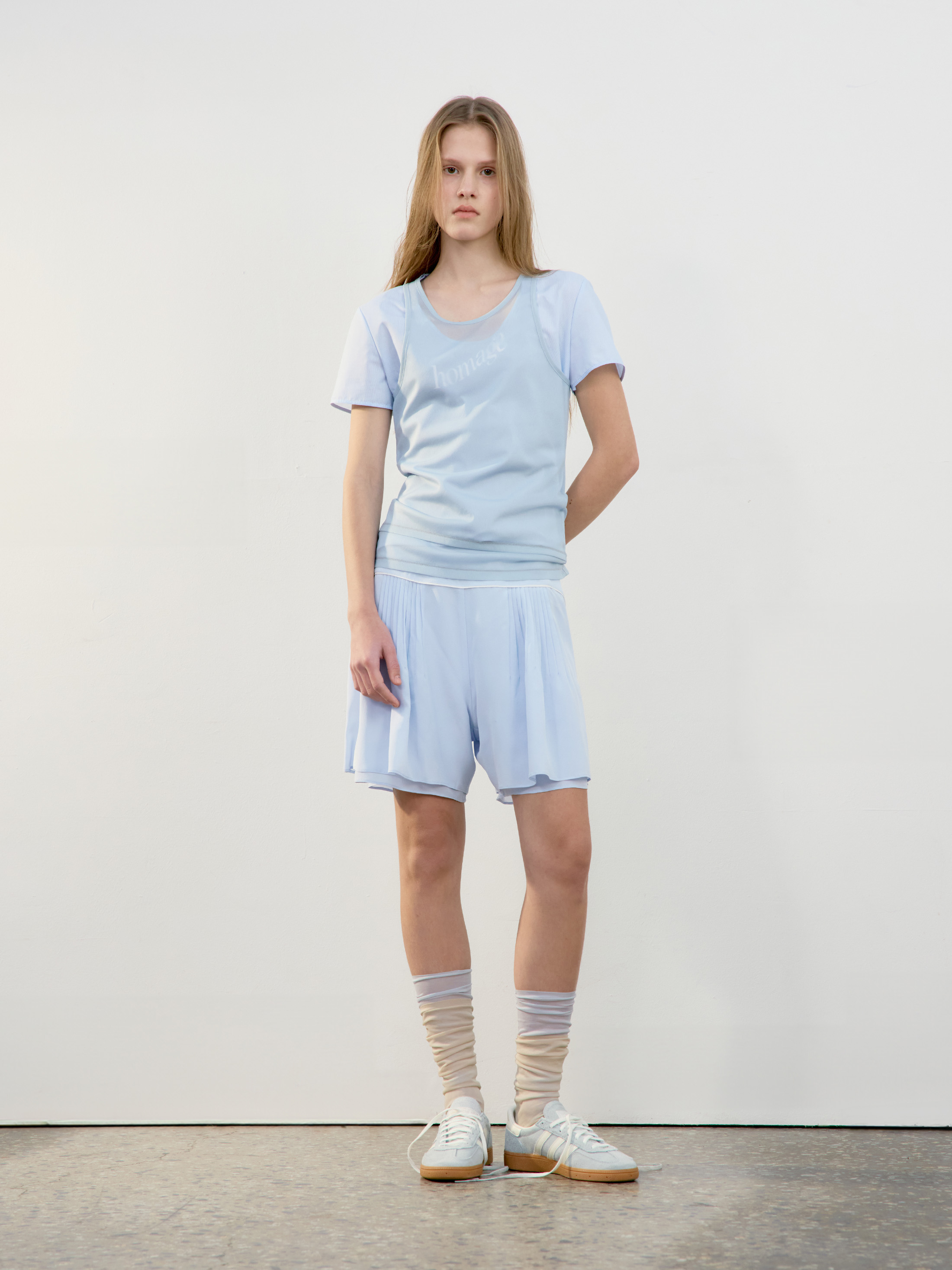 U-Neck Logo Blouse_Light Blue