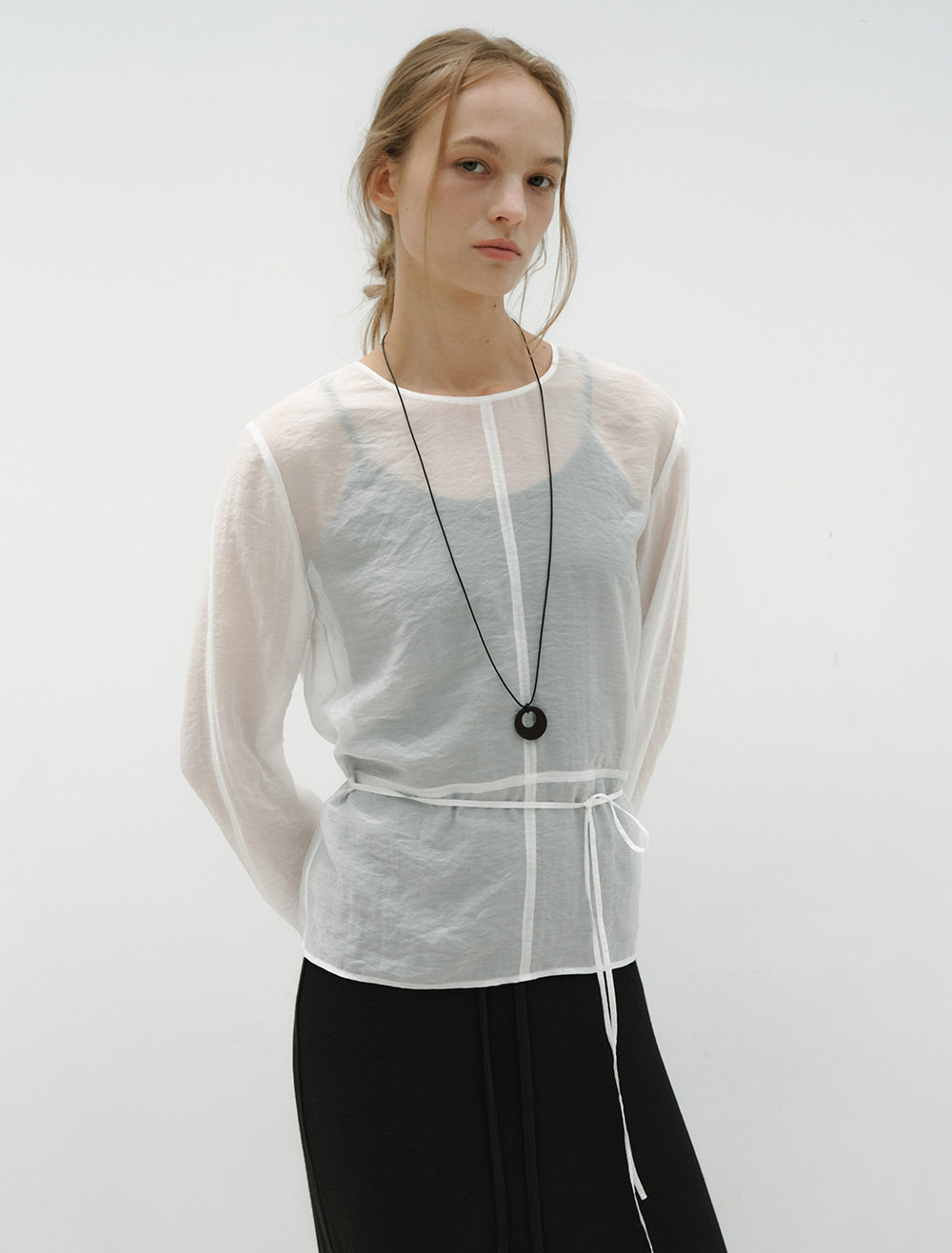 [2nd REORDER] WOOD CIRCLE NECKLACE [BLACK] - Low Tide