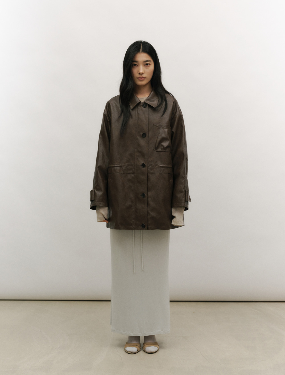 DRAWSTRING LEATHER HALF JACKET [BROWN] - Low Tide 사진 3/4