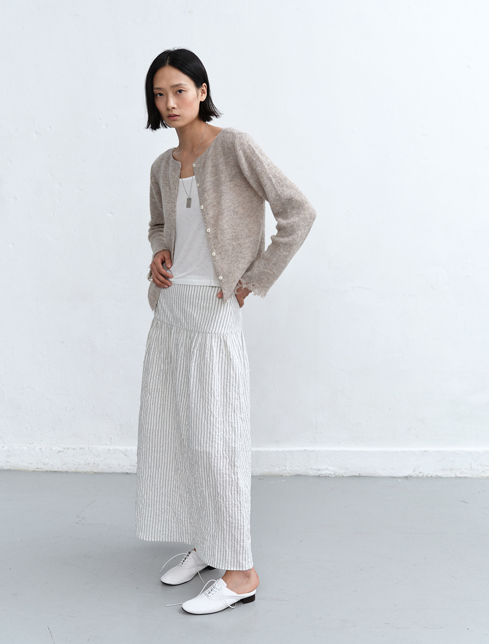 RAW EDGE CARDIGAN [BEIGE] - Low Tide