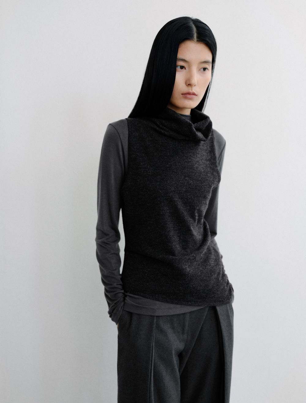 DRAPE COWL KNIT VEST [CHARCOAL] - Low Tide