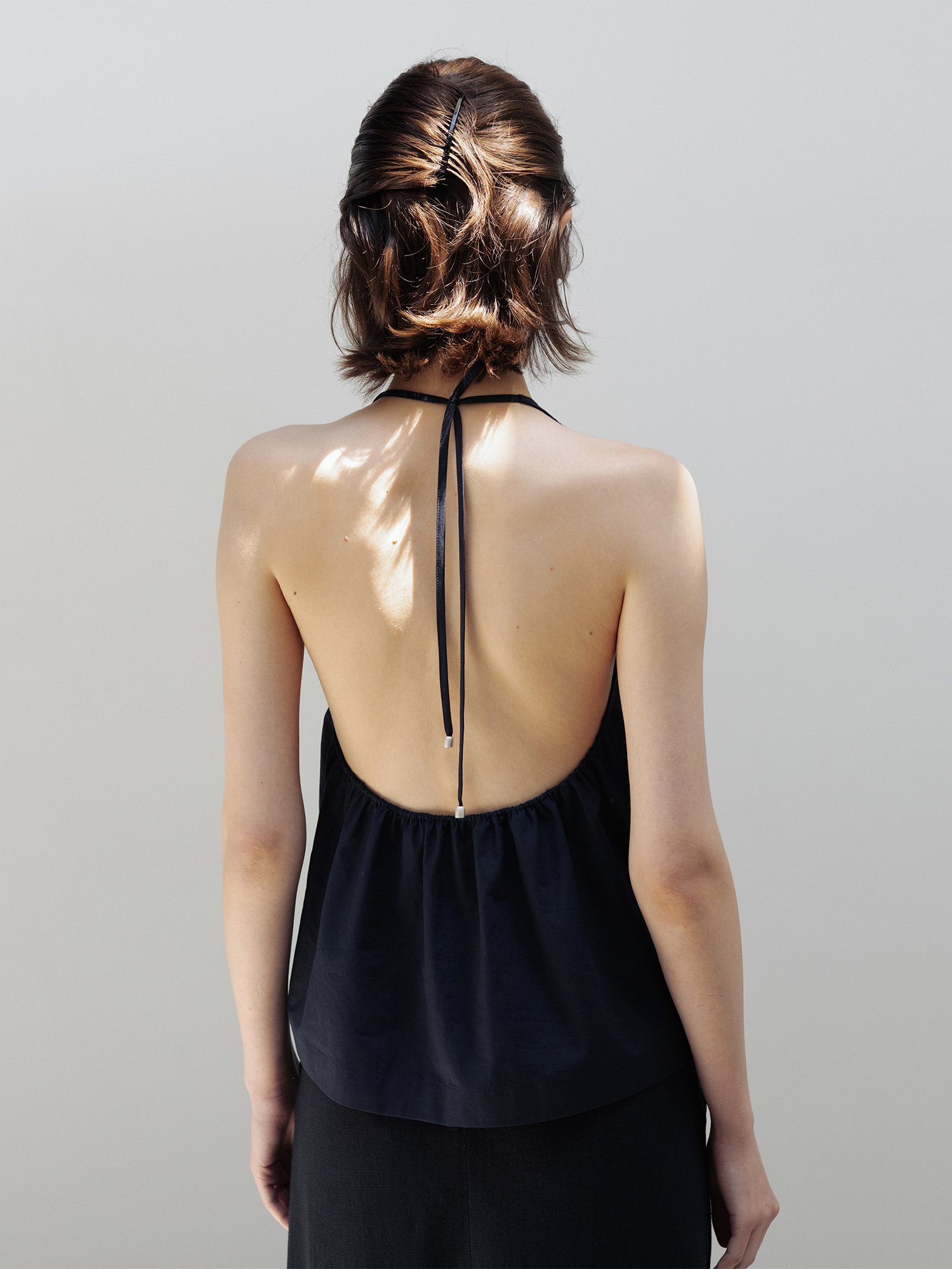 [20%] breeze halter blouse (navy)