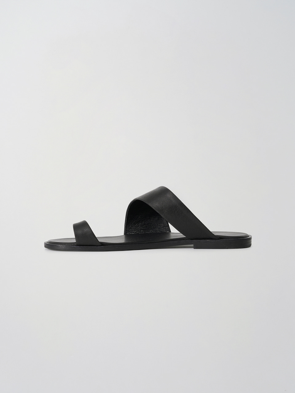 tilt flip-flops (black)