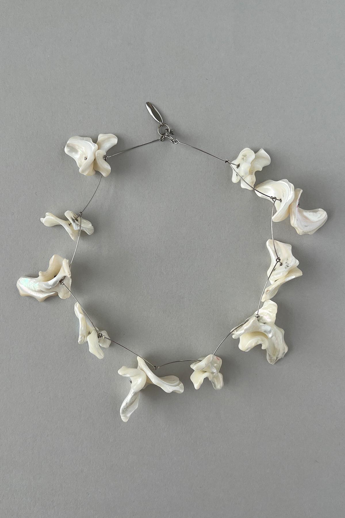 [MJxME] Lilium Line Necklace
