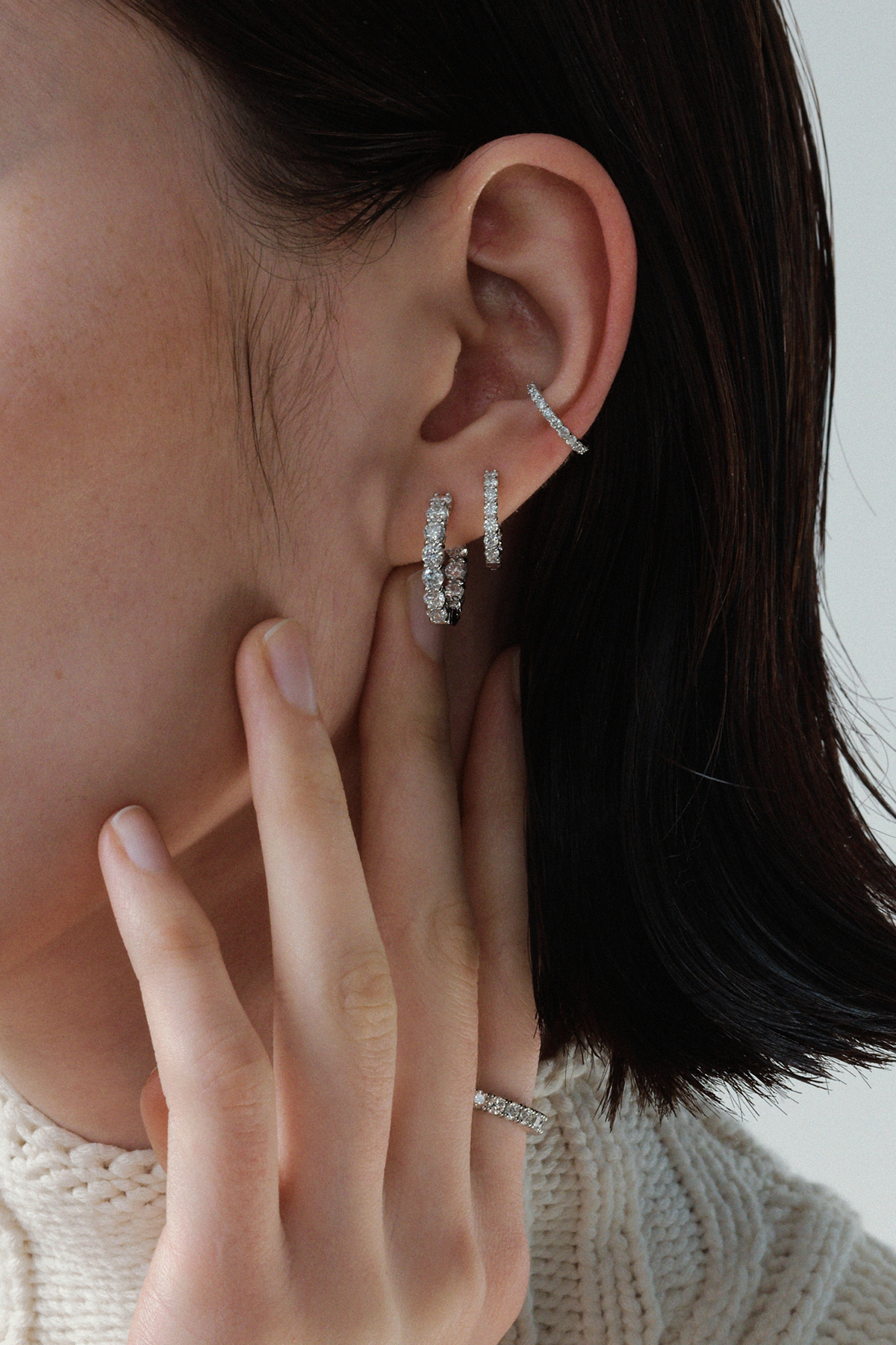Lab Diamond Hoop Earring 2.0mm 사진 3/4