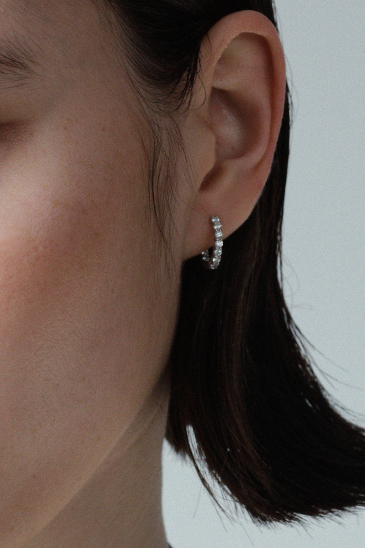 Lab Diamond Hoop Earring 2.0mm 사진 1/4