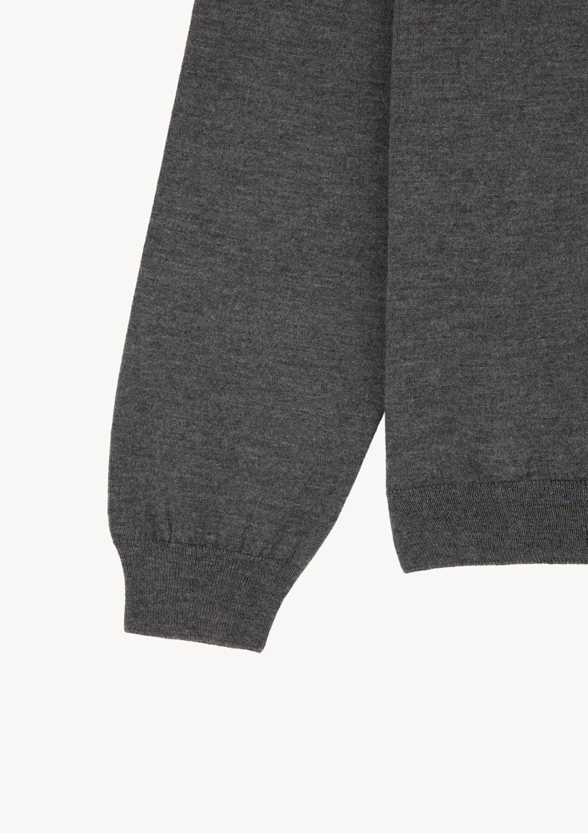 Merino Classic V-Neck Knit in Gray