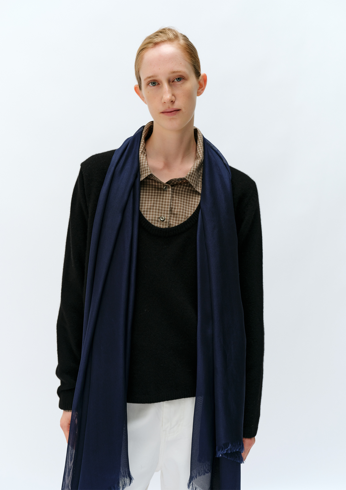 Ellen U-Neck Knit in Black 사진 2/4