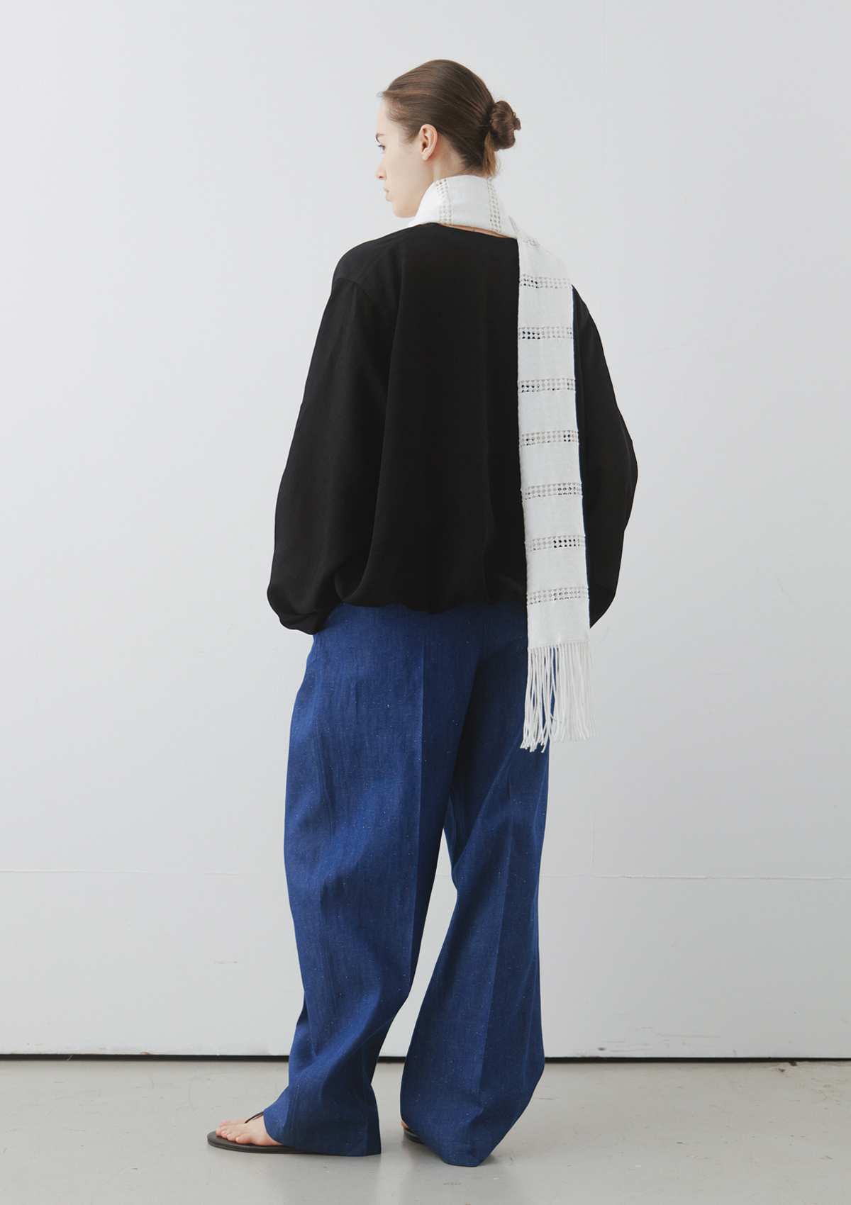 Fluid Layered Top in Black