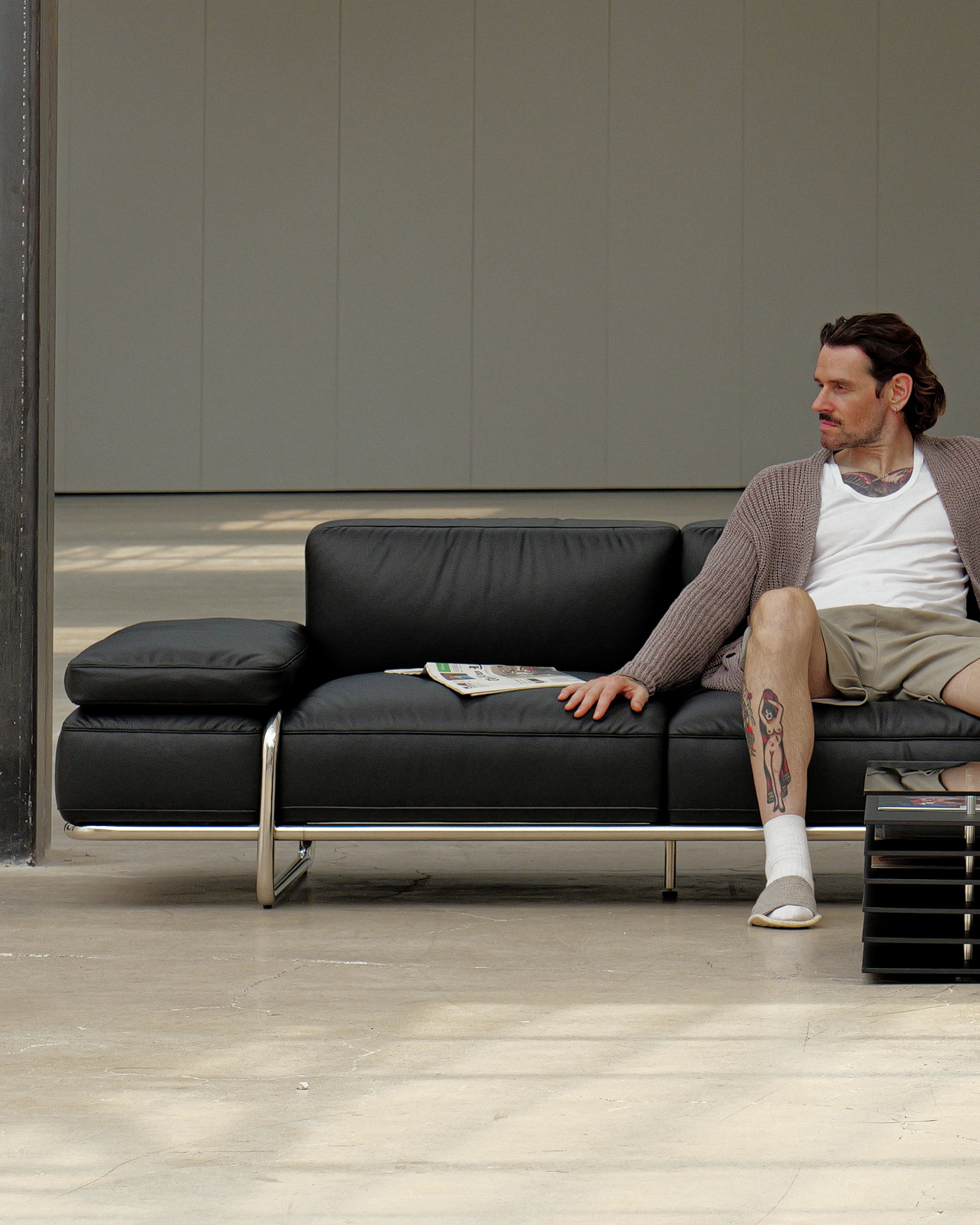 NOIR SOFA | Leather