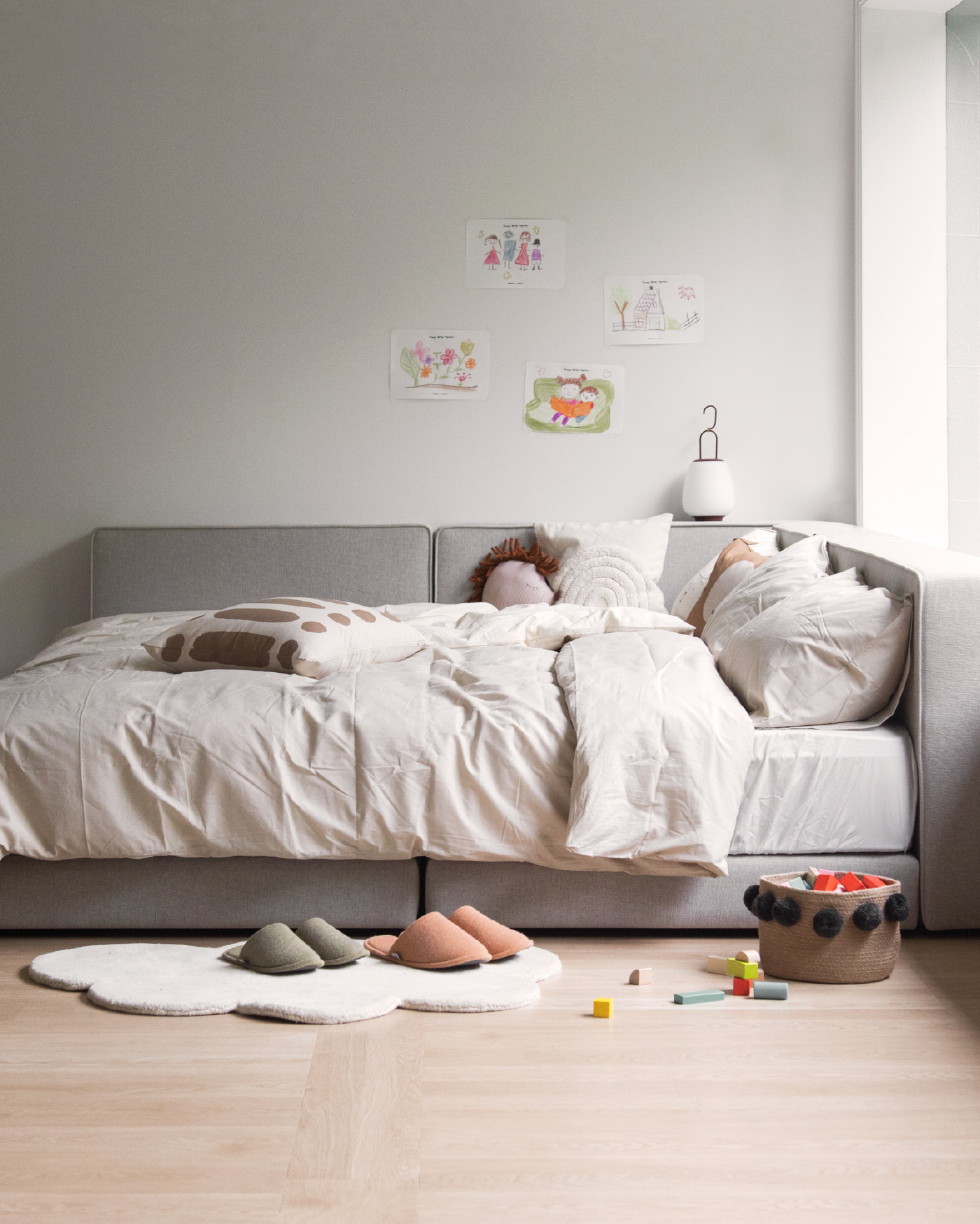 TIMELESS FAMILY BED