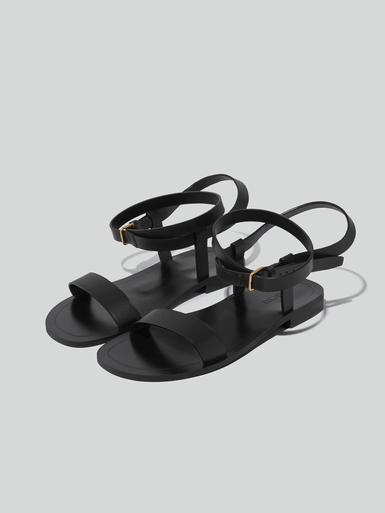Strapy Buckle Sandal (Black)