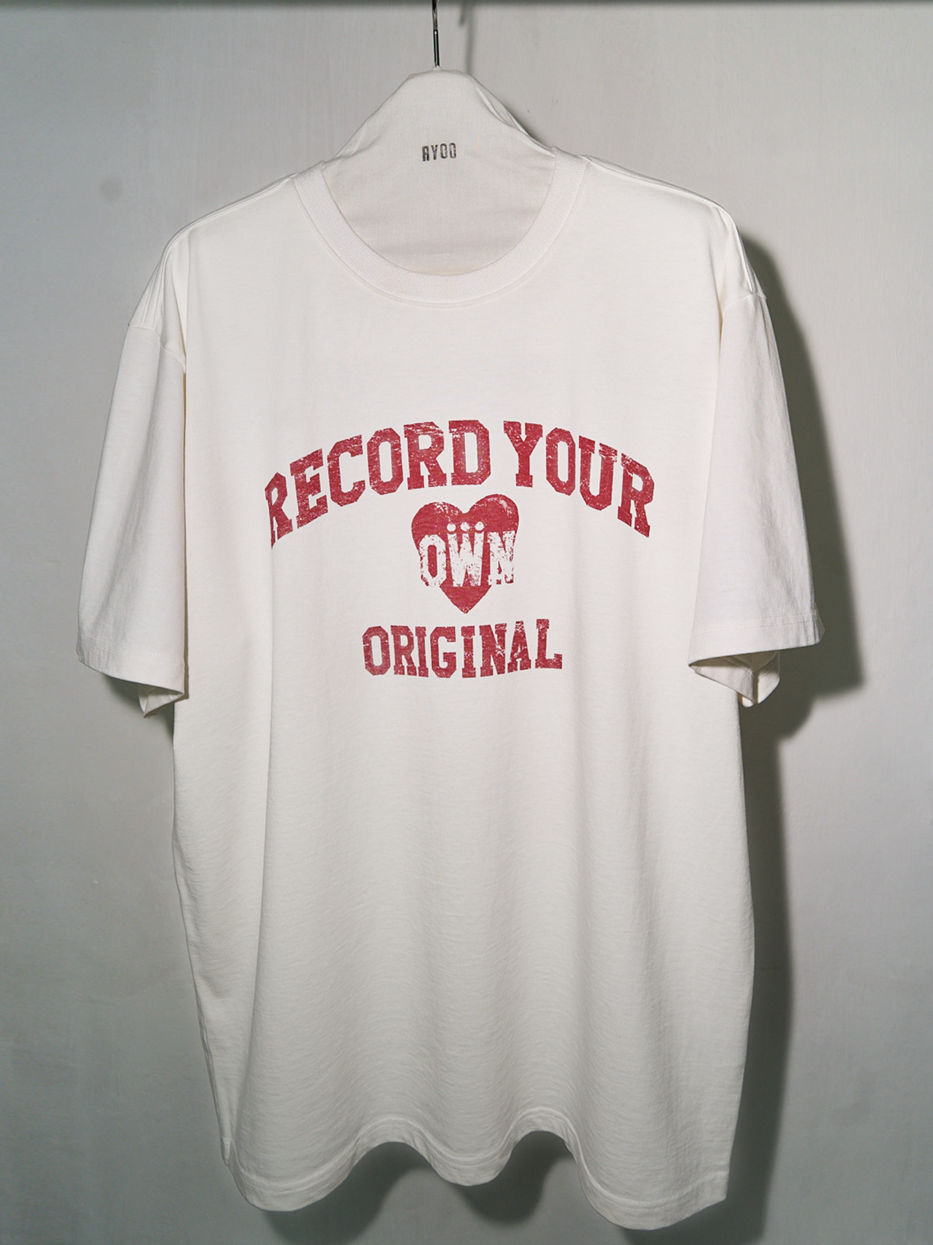Hearts graphic t-shirts [White]