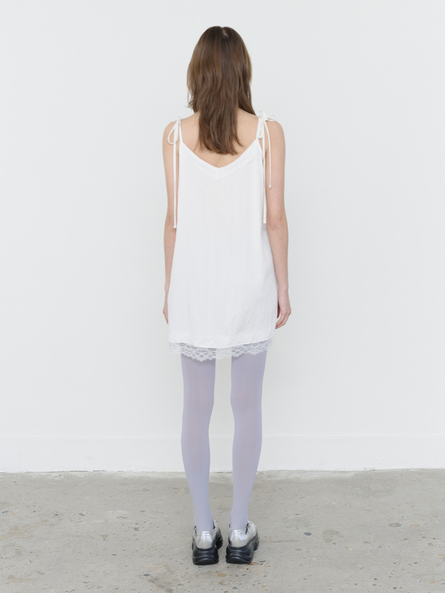 [포사 PICK] LACE STRING SLIP DRESS WHITE 사진 3/4
